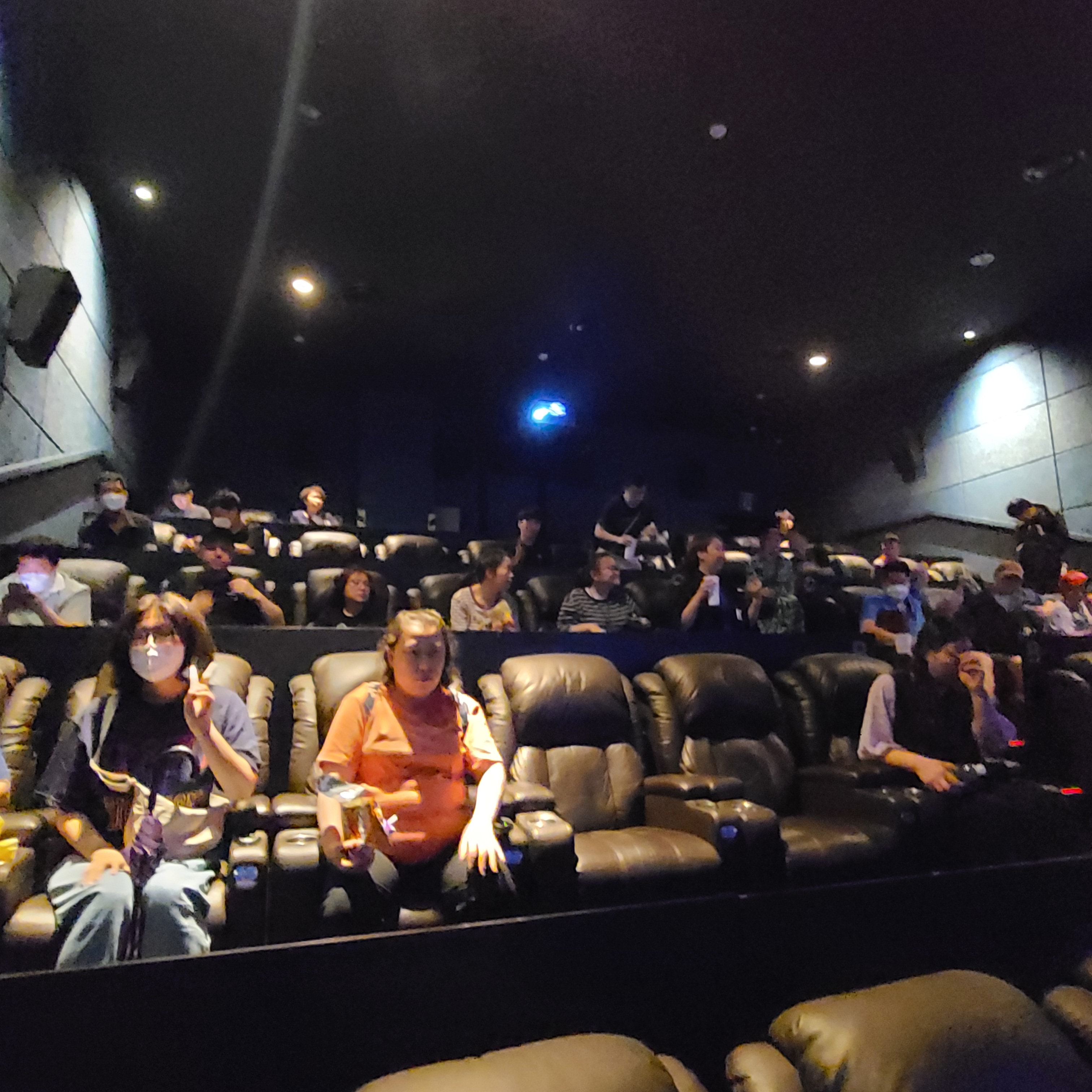 기쁜우리보호작업장 특별활동(영화관람) 진행