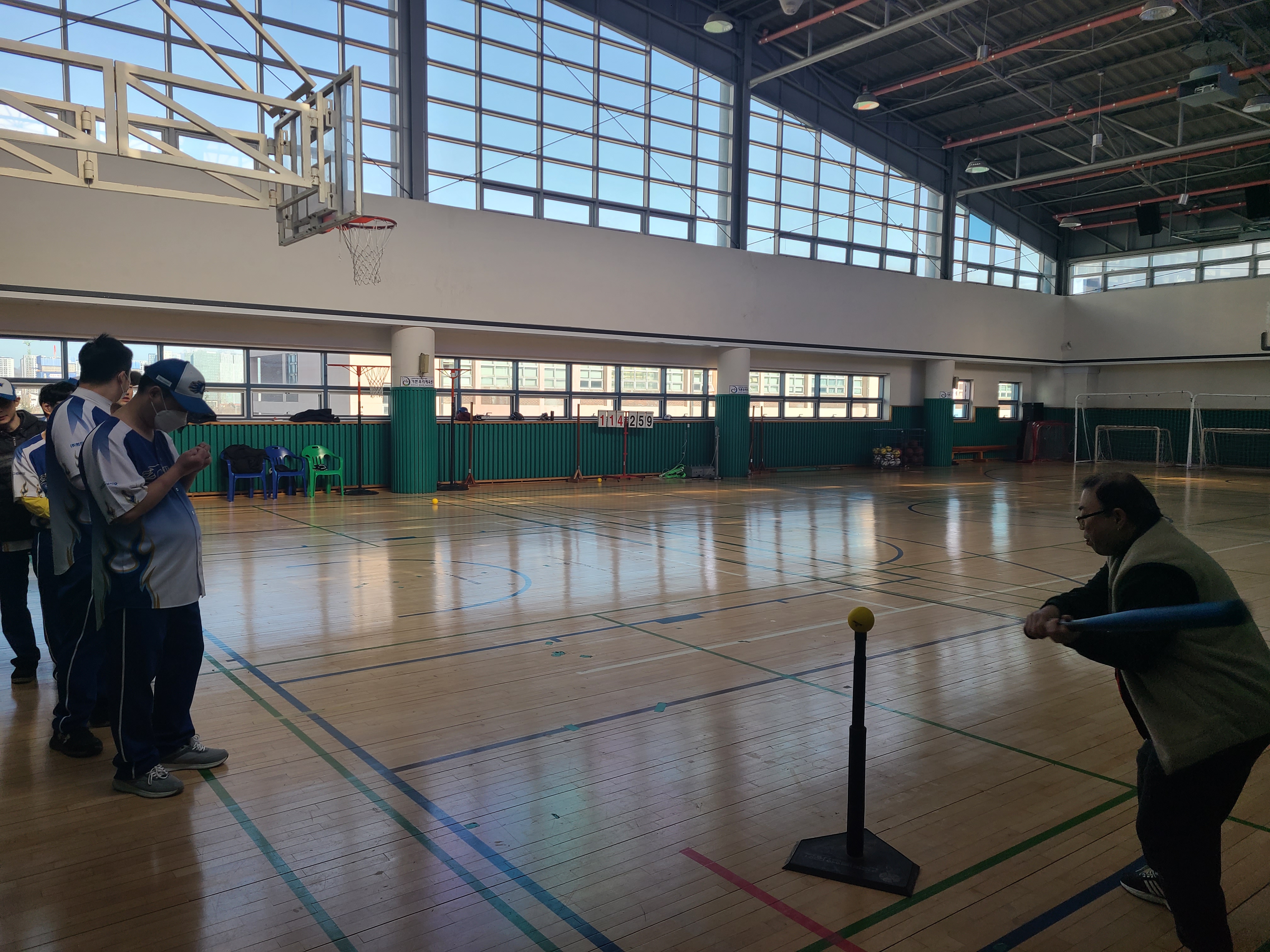 02월 13일 이용자 자치활동 티볼 스포츠 프로그램 활동