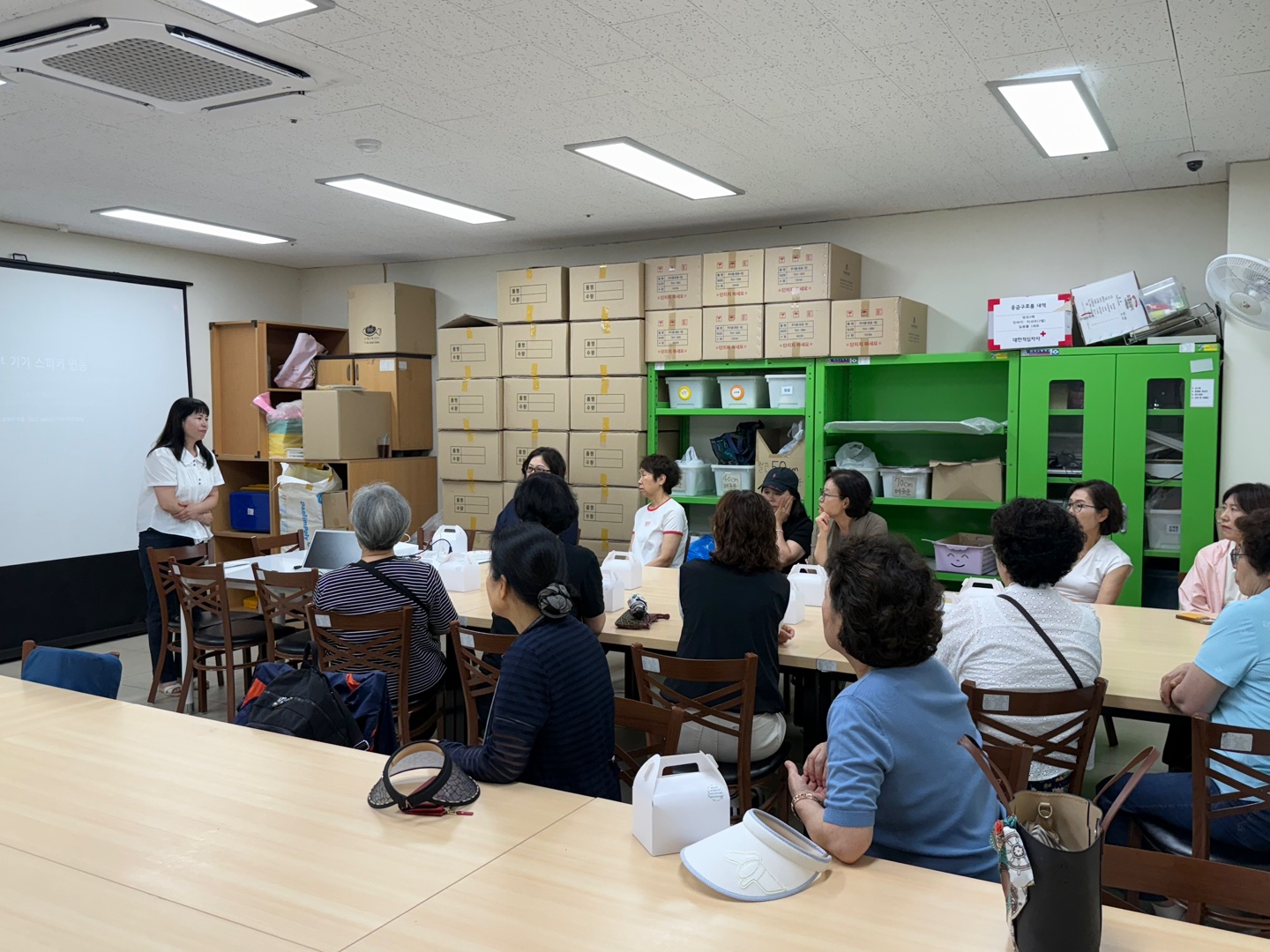 기쁜우리보호작업장 상반기 부모간담회